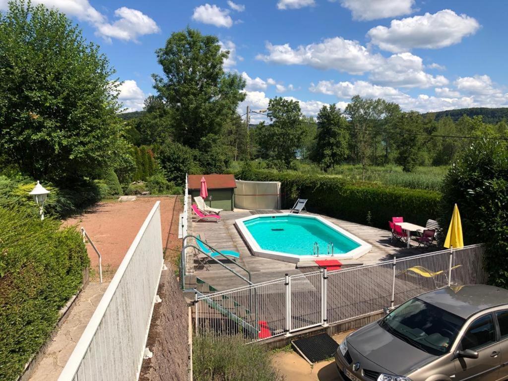 Maison/Gite Familial Dans Le Jura A 200M Du Lac Avec Piscine Privee Marigny  Exterior foto